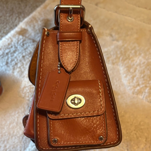 Coach Cargo Tabby Bag with Silver Hardware - Picture 5 of 7
